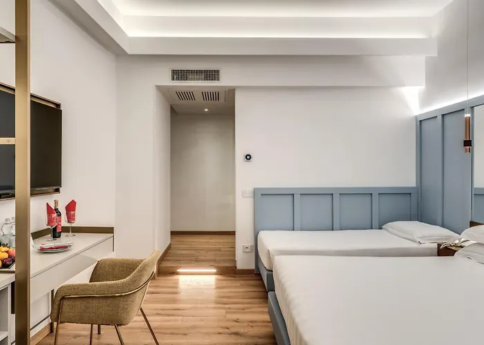 Relais Trevi 95 Boutique (adults Only) Отель Рим